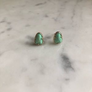 Seafoam/Mint Kendra Scott earrings w gold post